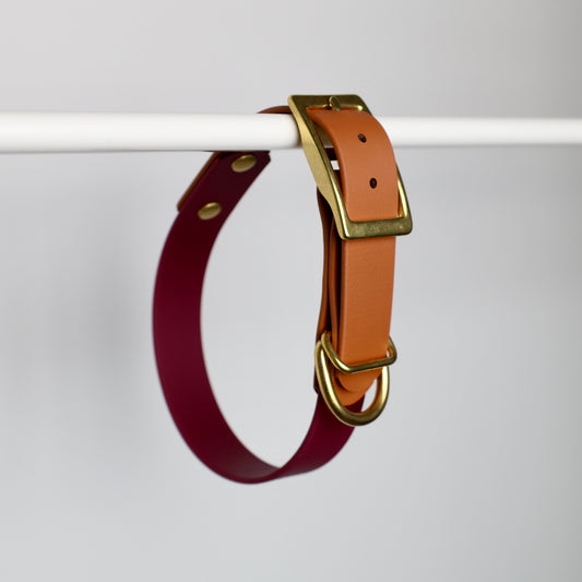 Collier chien personnalisable bicolore en biothane et laiton. marron et bordeaux